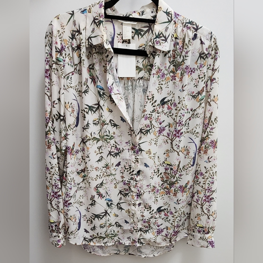 H&M dressy blouse with wildflowers, size  8